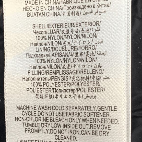 BCBGGeneration Black Hooded Packable Quilted Puffer Jacket Small Lightweight - Picture 10 of 11